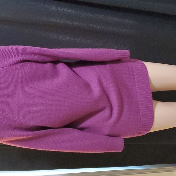 Size M asymmetrical sweater by design history - Picture 4 of 6